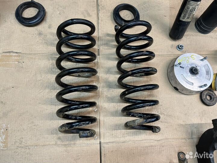 Передние стойки Bmw X5 X6 E70 E71 F15