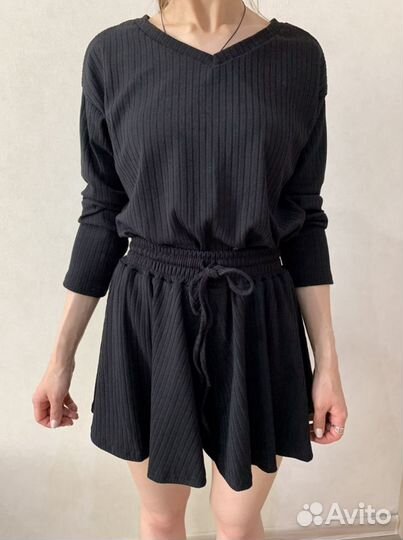 Костюм с шортами