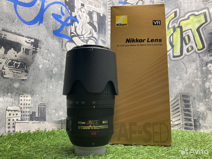 Nikon 70-300mm 4.5-5.6G ED-IF AF-S VR Zoom-Nikkor