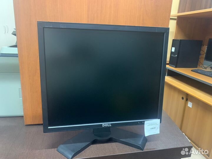 Монитор Dell 19