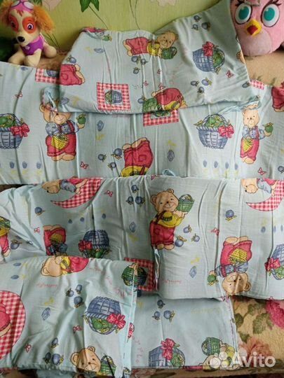 Бортики в кроватку