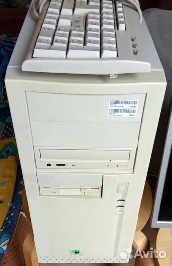 Компьютер Pentium-4 3Ггц с монитором