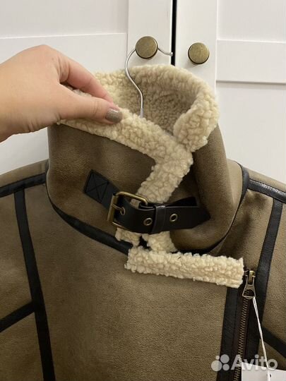 Дубленка Zara бежевая