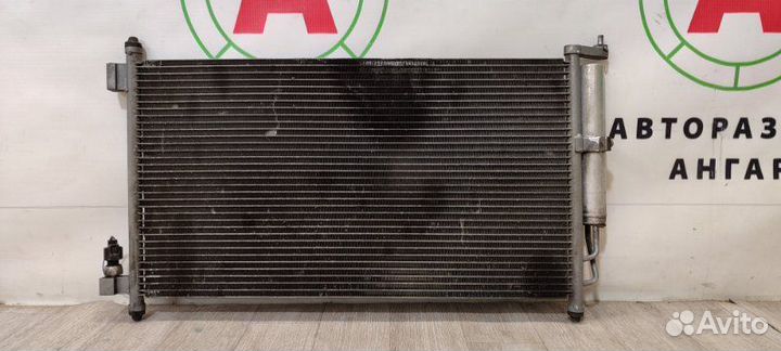 Радиатор кондиционера Nissan Juke F15E HR16DE 2012