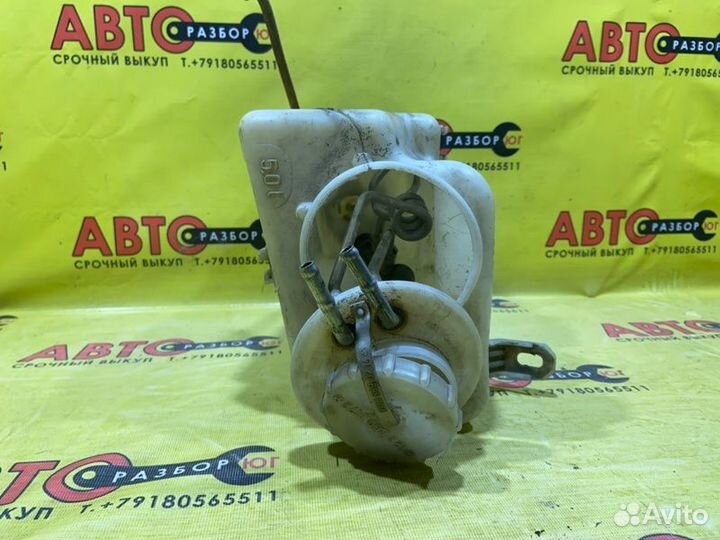 Бачок омывателя Mercedes-Benz E-Class W210 M111