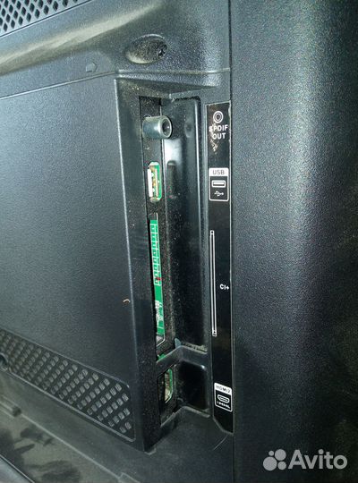 Телевизор Thomson на запчасти