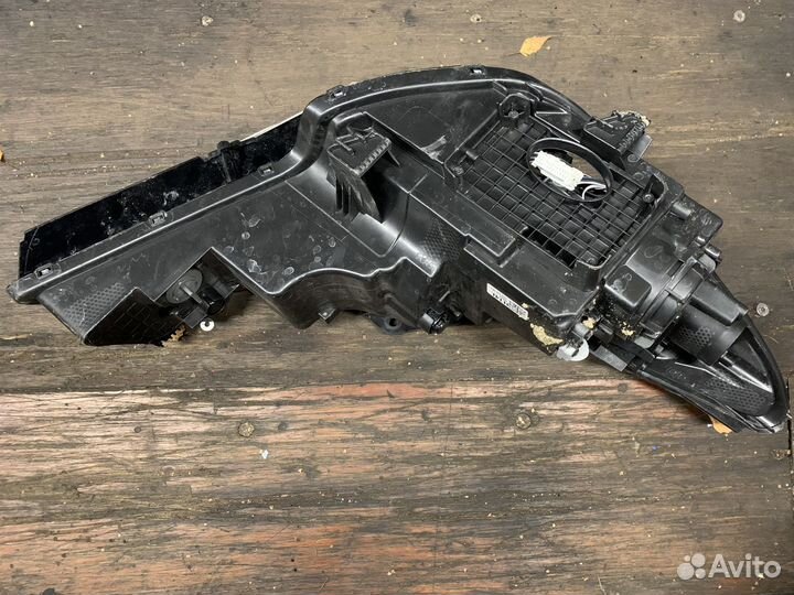 Фара Hyundai Elantra 7 левая (Битая)