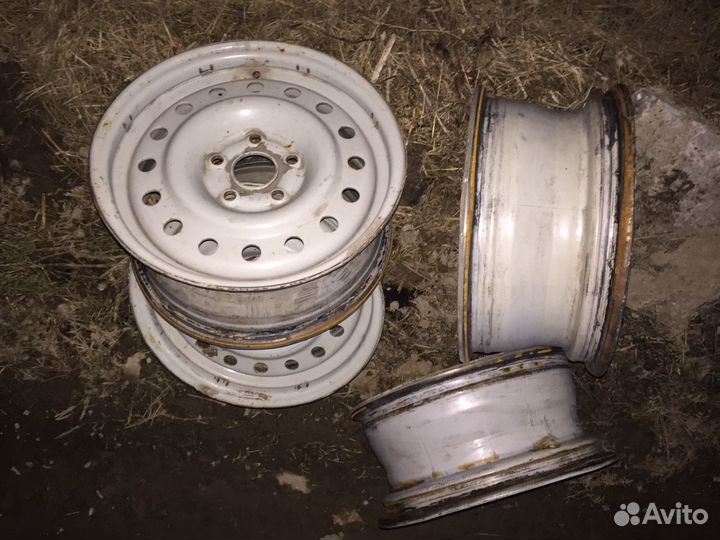 Диски штампованные 4 шт. R-15 газ Волга 3110