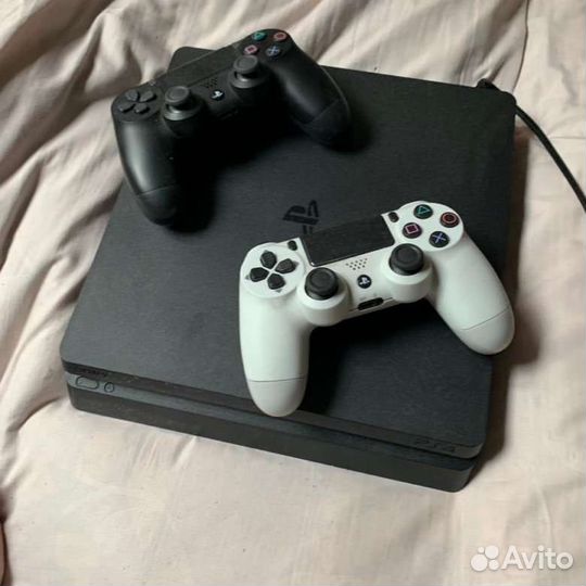 Ps4 slim 500gb 2 гейпада + игры 200 шт