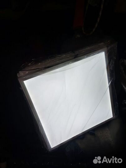 Светильник потолочный LED