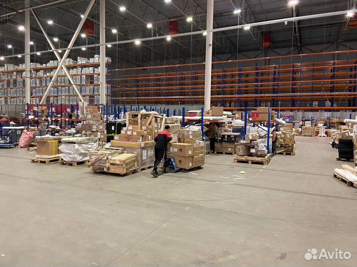 Сотрудник склада