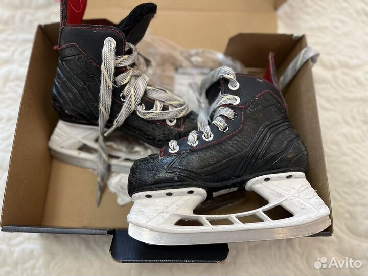 Коньки хоккейные детские 29,5 размер