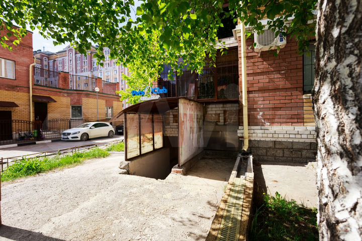 Продам помещение свободного назначения, 361.6 м²