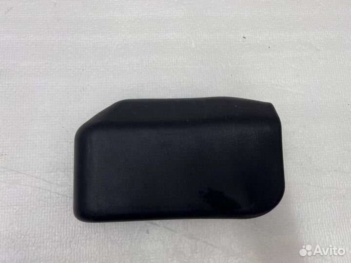 Накладка сидения Toyota Land Cruiser 200 2012-2015