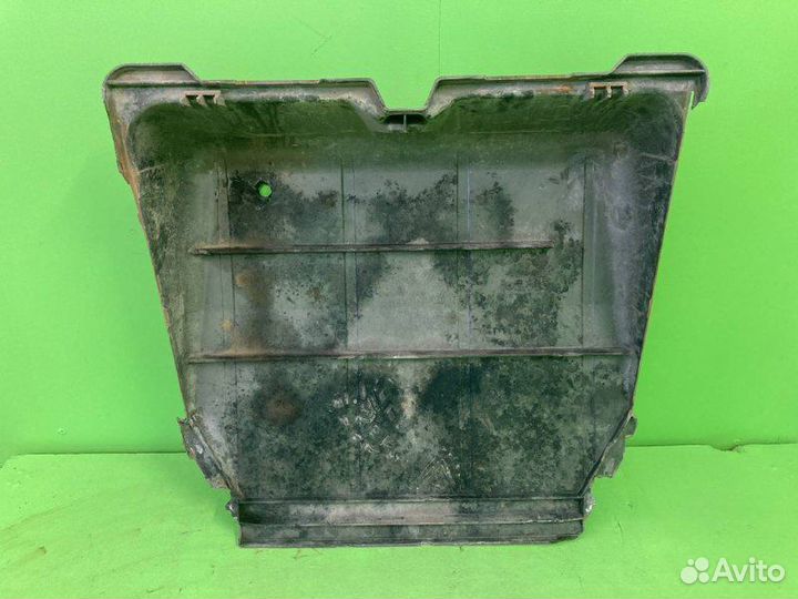 Крышка аккумуляторов mercedes-benz actros MP III