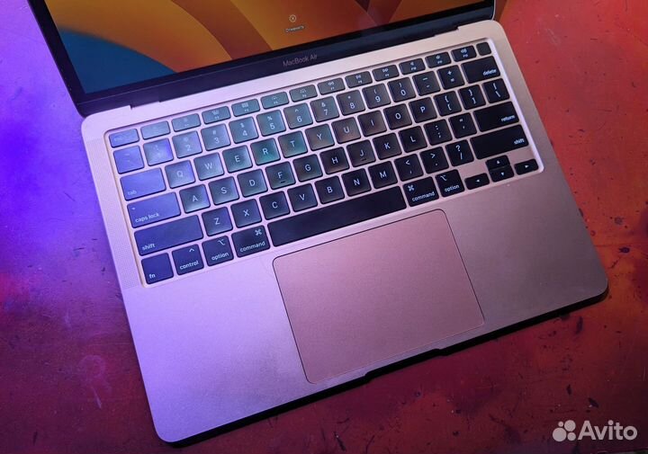 MacBook air 13 2020 gold i3 8/512gb