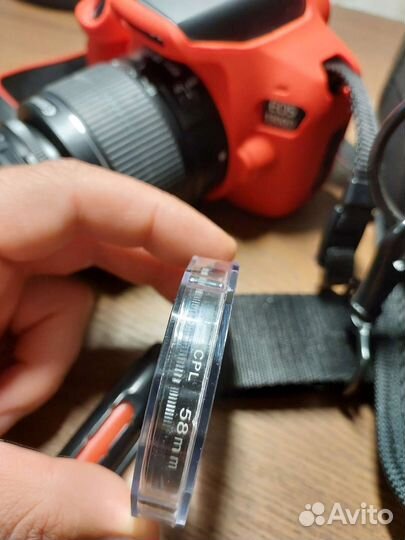 Фотоаппарат Canon EOS 1300D kit
