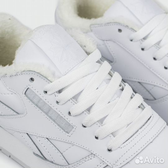 Reebok Classic Leather Fur Triple White