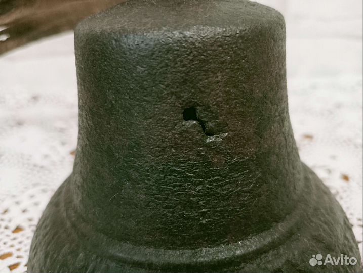 Чугунный колокольчик. Мастер Василий Бородин 1807г