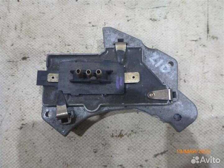 Резистор печки Opel Astra F 51 X14NZ 1996