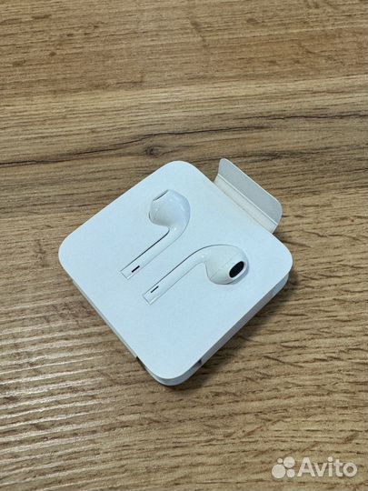 Наушники проводные Apple earpods lightning