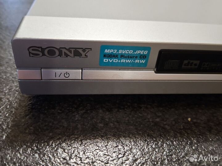 DVD плеер Sony