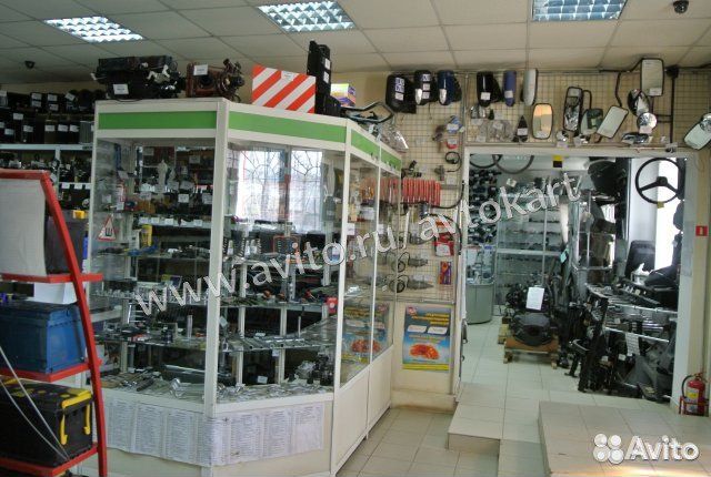 Шарнир кулака поворотного газ-3308 левый короткий