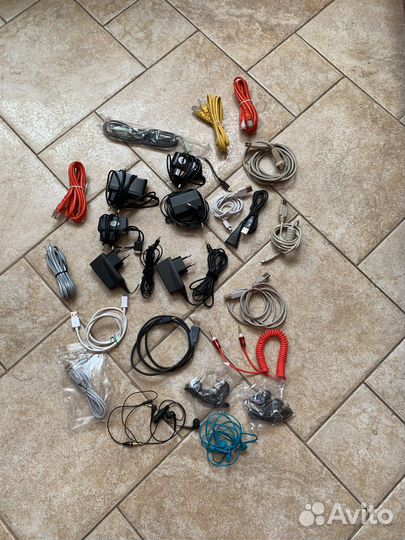 Шнуры зарядное устройство наушники