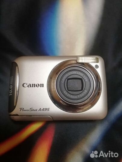 Компактный фотоаппарат canon