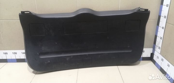Обшивка двери багажника RAV 4 2013