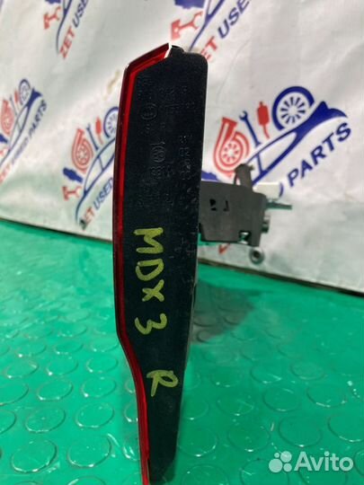 Фонарь крышки багажника правый Acura Mdx YD3 J35Y4