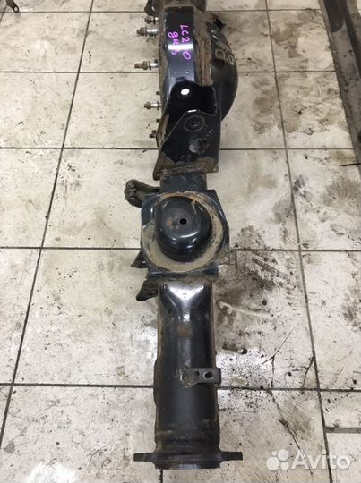 Задний мост (чулок) Toyota Land Cruiser LC 200, LX