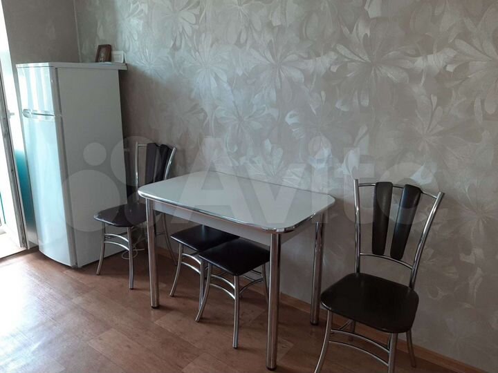 1-к. квартира, 38 м², 1/3 эт.