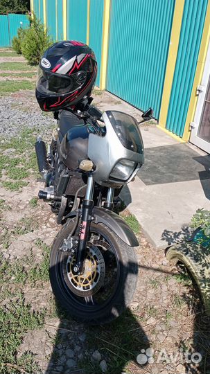 Кавасаки ZRX 400