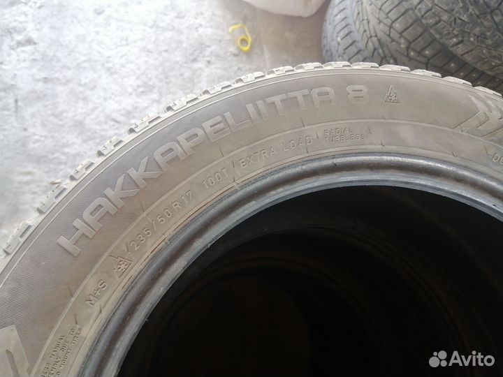 Nokian Tyres Hakkapeliitta 8 235/50 R17