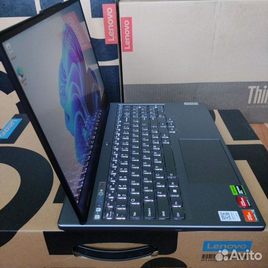 Игровой ноутбук Lenovo Legion r7000