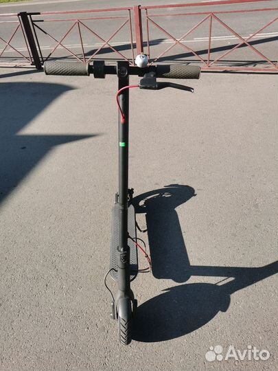 Электросамокат Mi Electric Scooter M365 (26)