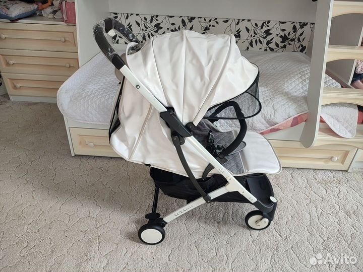 Новая коляска Yoya Plus из экокожи