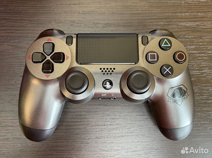 PlayStation 4 (v8.52) Limited Edition MGS V