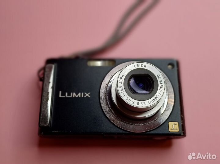 Компактный фотоаппарат Panasonic lumix