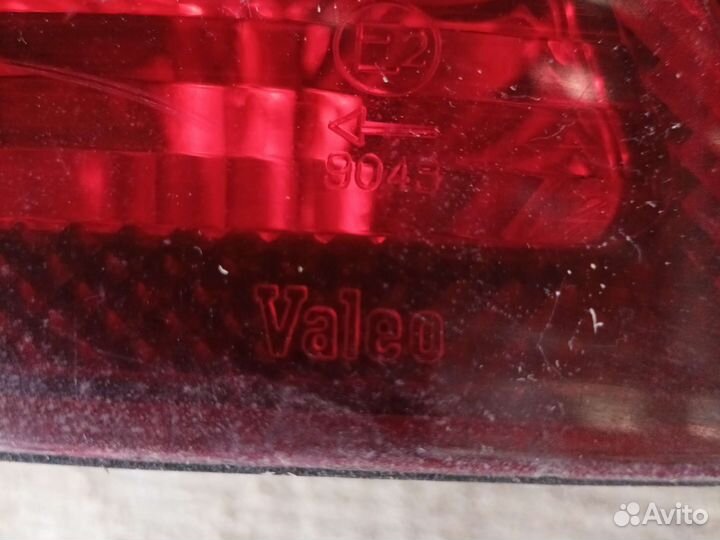 Задний левый фонарь renault symbol 1