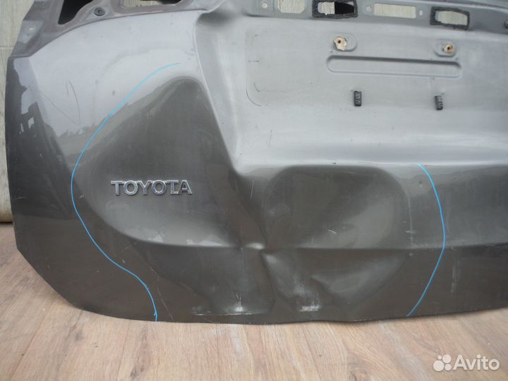 Крышка багажника №17 Toyota RAV4 (XA40) 2017