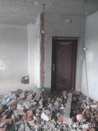 Демонтажные работы.Снос стен,снос дачных строений