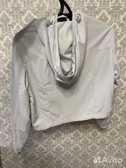 Ветровка женская pull&bear
