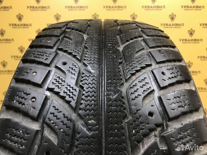 Kumho I'Zen RV Stud KC16 235/55 R17 108T