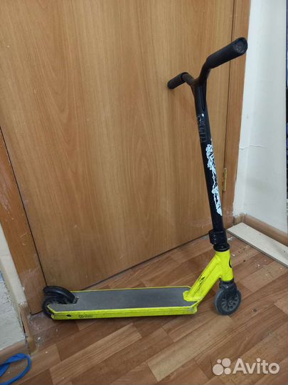 Трюковой самокат oxelo