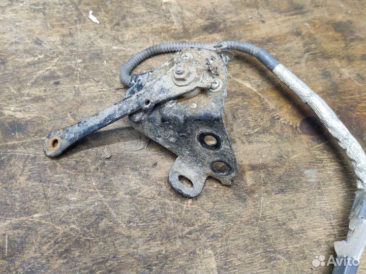 Датчик уровня подвески Toyota LC200 2016г