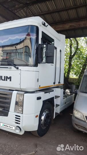 Renault Magnum, 2004