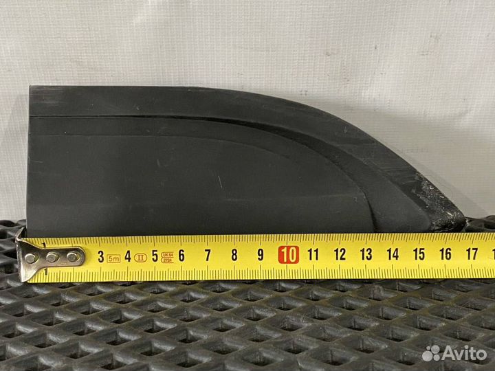 Резинка спойлера Volvo FH4 82718893