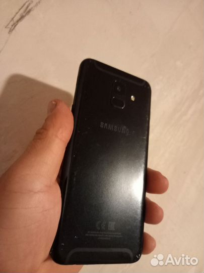 Samsung Galaxy A6, 3/32 ГБ